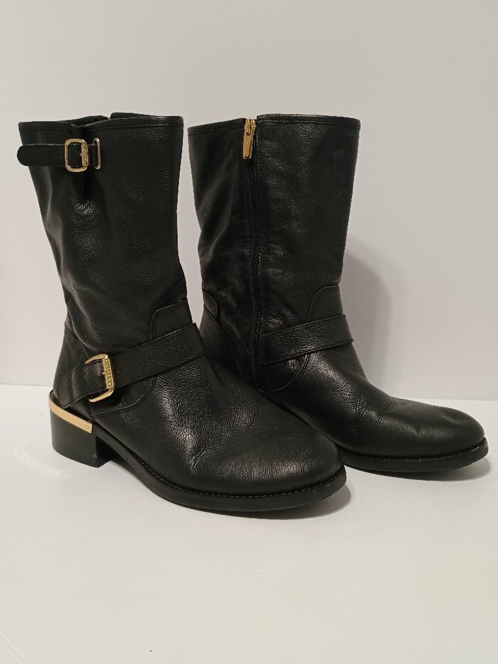 Vince Camuto Wendeema Black Leather Moto Boots Gold Buckle Wide 10W